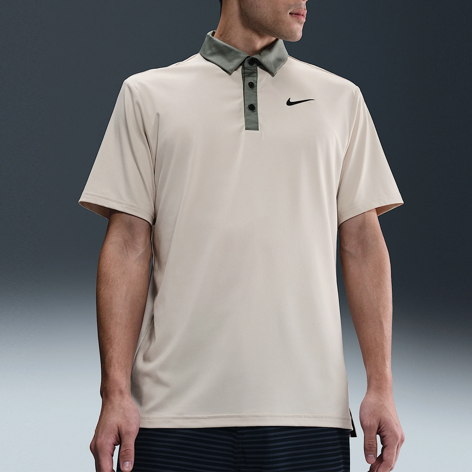 Мужская футболка-поло Nike Authentic Tour Dri FIT для гольфа с короткими рукавами FZ7502-104
Мужская футболка-поло Nike Authentic Tour Dri FIT для гольфа с короткими рукавами FZ7502-104