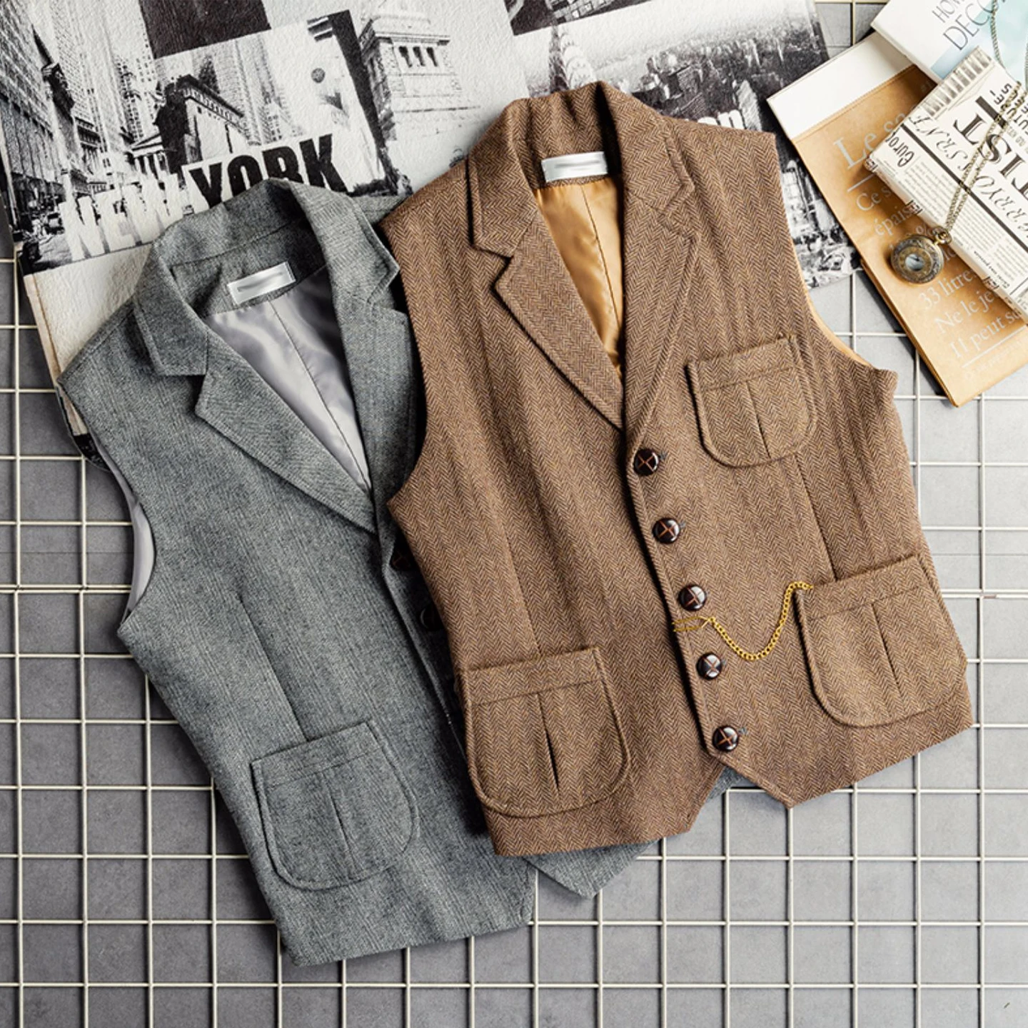Классический приталенный жилет с v-образным вырезом в британском стиле ретро для мужчин в елочку, вельветовый американский повседневный костюм, верхняя одежда, жилет
Классический приталенный жилет с v-образным вырезом в британском стиле ретро для мужчин в елочку, вельветовый американский повседневный костюм, верхняя одежда, жилет