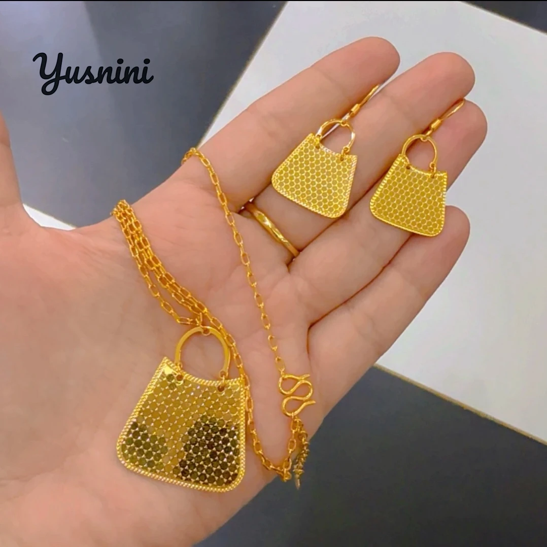New UK 24K Gold Plated Necklace Earrings Wedding Party Jewelry Set as a Gift for Women YY10820
New UK 24K Gold Plated Necklace Earrings Wedding Party Jewelry Set as a Gift for Women YY10820
