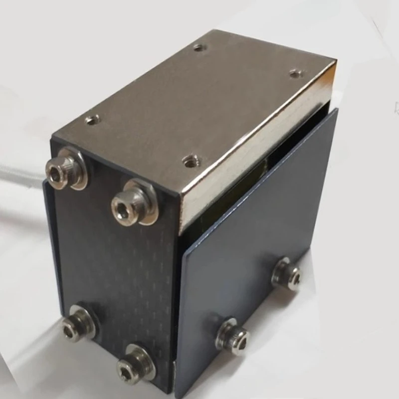 Direct vibration feeder 60 flat vibration 60 #screw machine feeder 50 #feeder 24V direct vibration controller
Direct vibration feeder 60 flat vibration 60 #screw machine feeder 50 #feeder 24V direct vibration controller