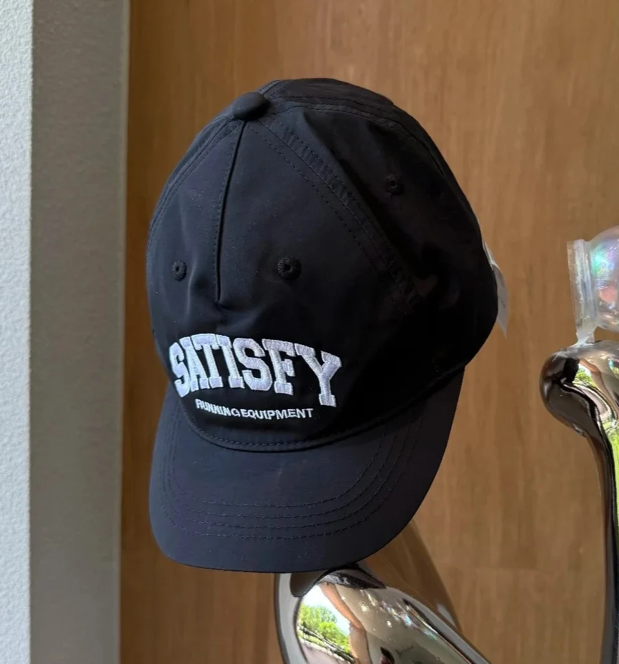 Satisfy sports cutting-edge pioneer function three-dimensional embroidery lightweight nylon curved brim hat
Satisfy sports cutting-edge pioneer function three-dimensional embroidery lightweight nylon curved brim hat