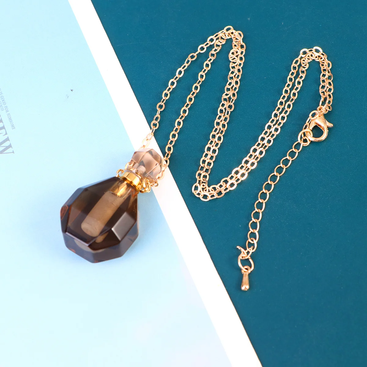 Crystal Wishing Bottle Pendant Decorations Perfume Container Hanging Necklace Jewelry
Crystal Wishing Bottle Pendant Decorations Perfume Container Hanging Necklace Jewelry