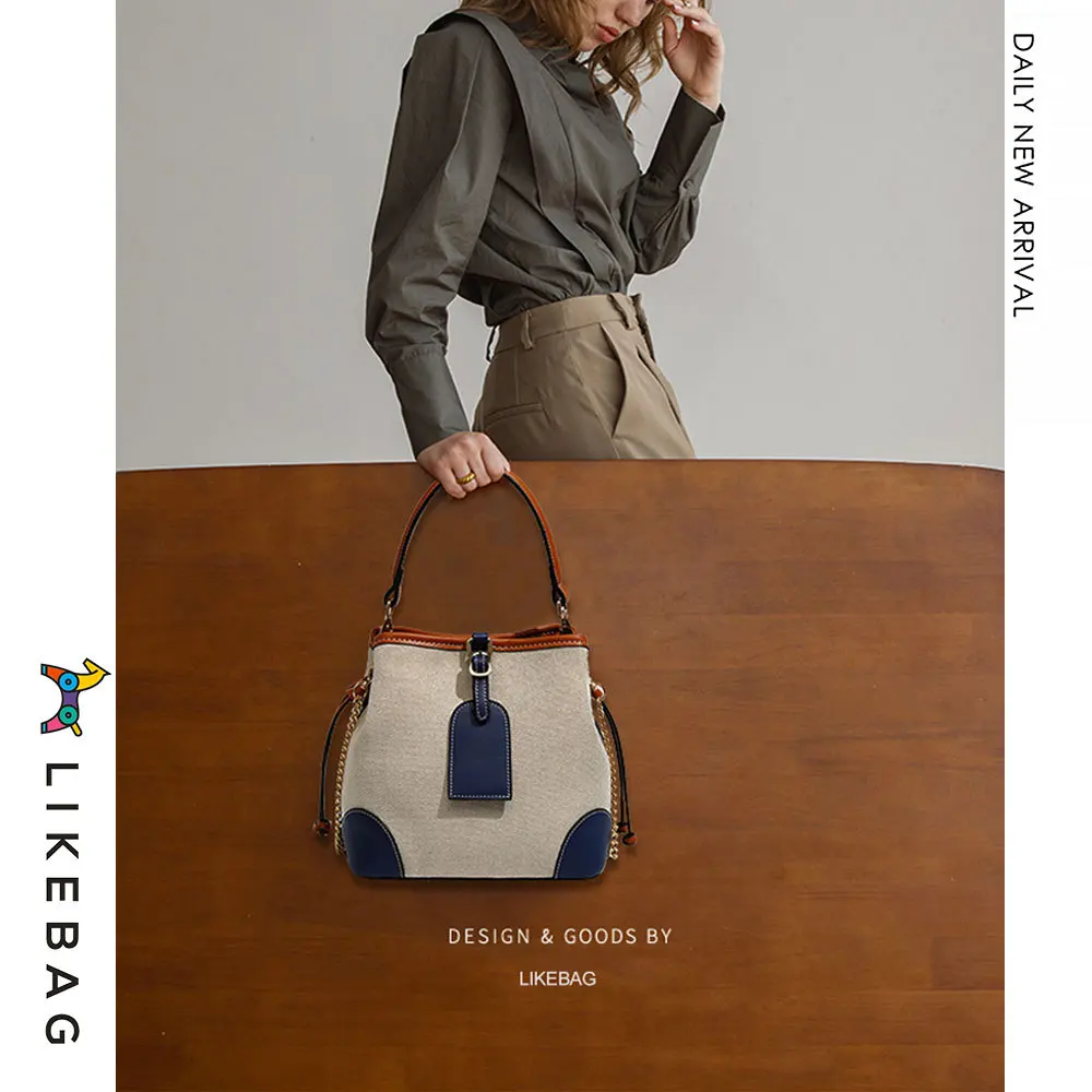 Luxury Women's Bag High Quality Plaid Canvas Leather Bucket Bag With Tag New Classic Designer Female Shoulder Handbag
Luxury Women's Bag High Quality Plaid Canvas Leather Bucket Bag With Tag New Classic Designer Female Shoulder Handbag