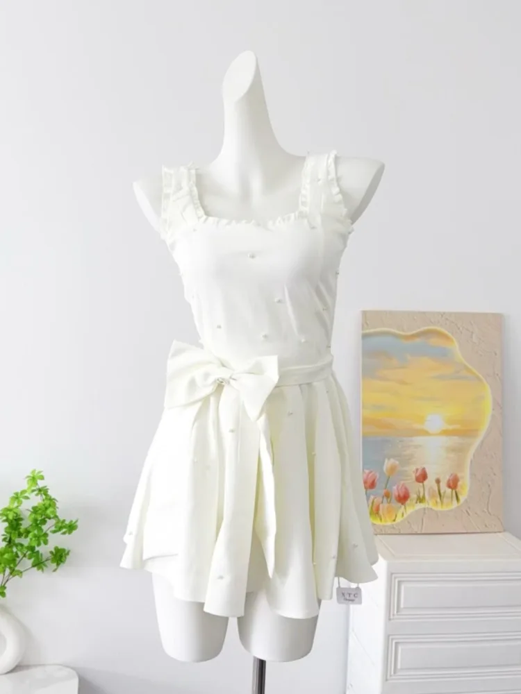 2025 Summer New Popular Slim-fit Dress Women's Light Beige High-waisted Pearl Bow Crew Neck Short-sleeved Elegant A-line Dresses
2025 Summer New Popular Slim-fit Dress Women's Light Beige High-waisted Pearl Bow Crew Neck Short-sleeved Elegant A-line Dresses