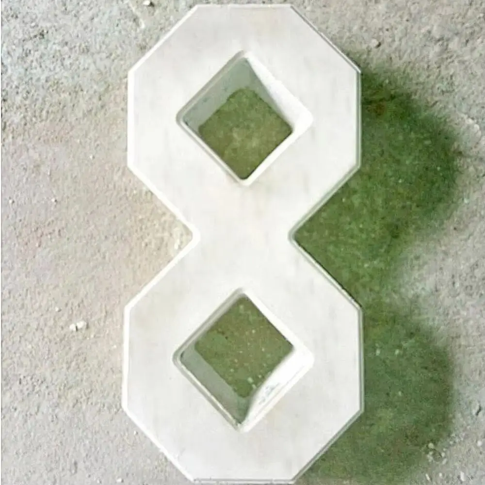 1Pcs 8 Shape Paving Brick Mould Plastic Reusable Concrete Path Maker Mold Double S DIY Stepping Stone Paver
1Pcs 8 Shape Paving Brick Mould Plastic Reusable Concrete Path Maker Mold Double S DIY Stepping Stone Paver