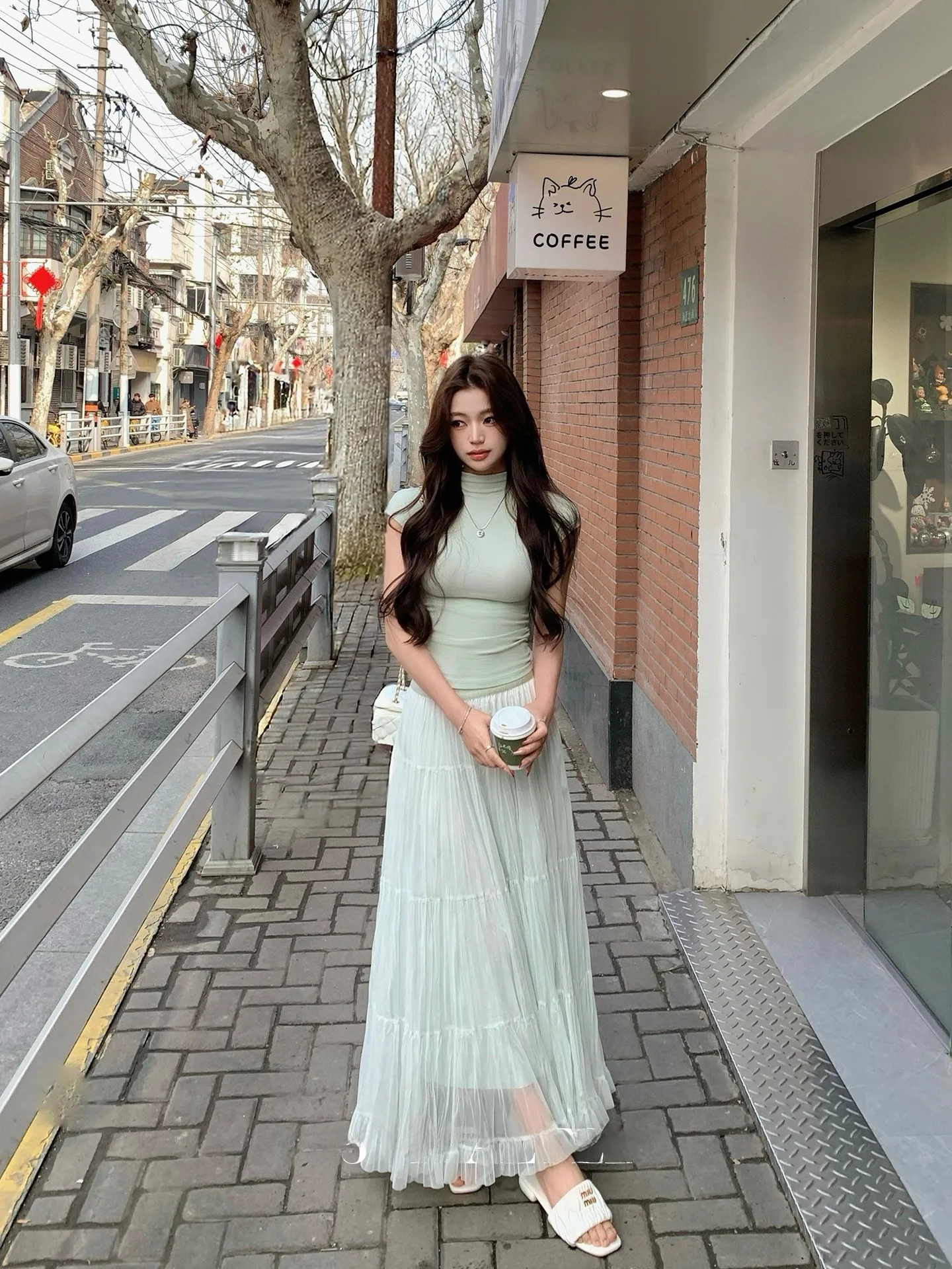 23TH Loose Slow Travel Color Simple Basic Shoulder High Neck Slim Short Sleeve T-Shirt Skirt Set Women's Fashion Set
23TH Loose Slow Travel Color Simple Basic Shoulder High Neck Slim Short Sleeve T-Shirt Skirt Set Women's Fashion Set