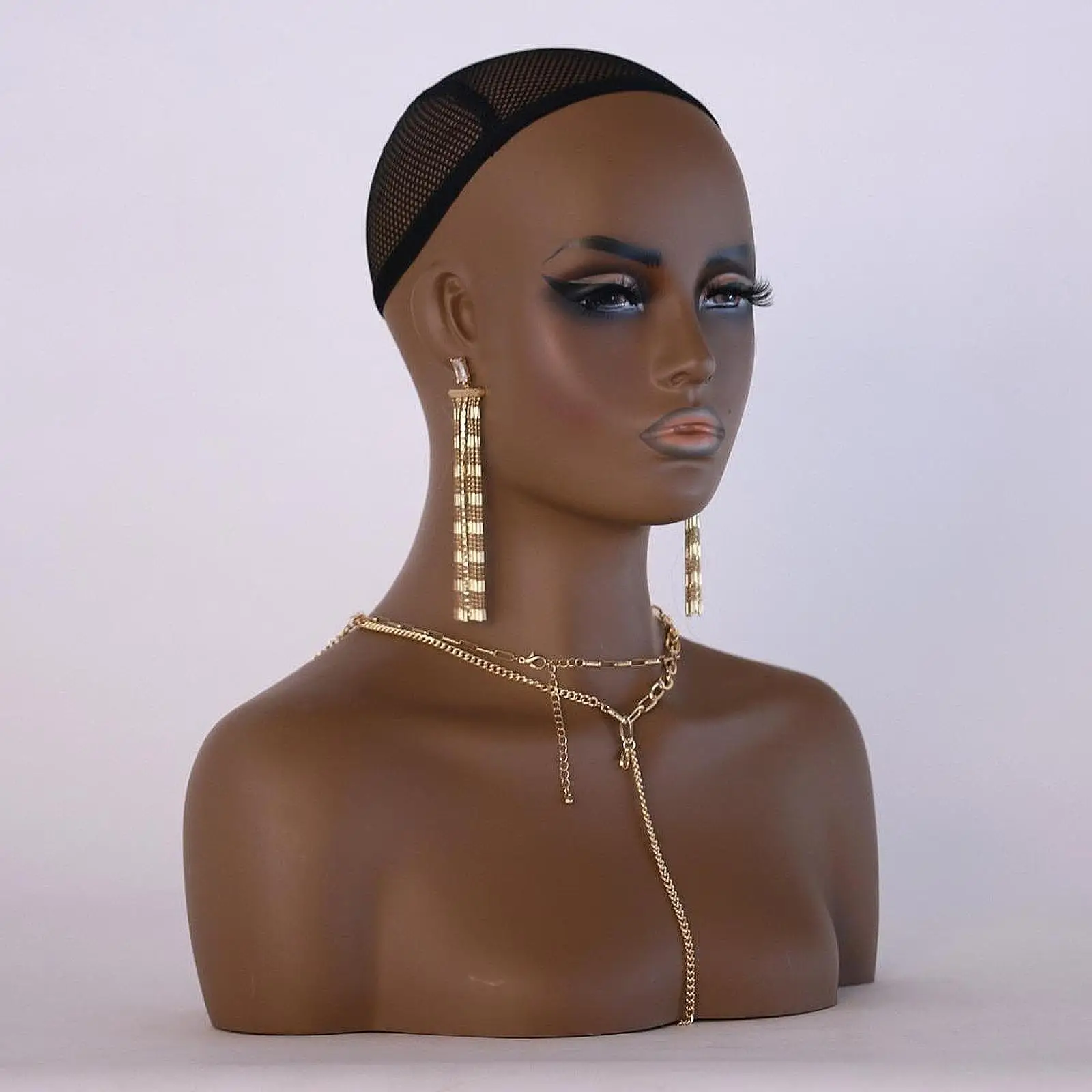 Manikin Wig Display Stand Professional Multipurpose Scarf Sunglass Necklace Beauty Salon Realistic Female Mannequin Head Adults
Manikin Wig Display Stand Professional Multipurpose Scarf Sunglass Necklace Beauty Salon Realistic Female Mannequin Head Adults