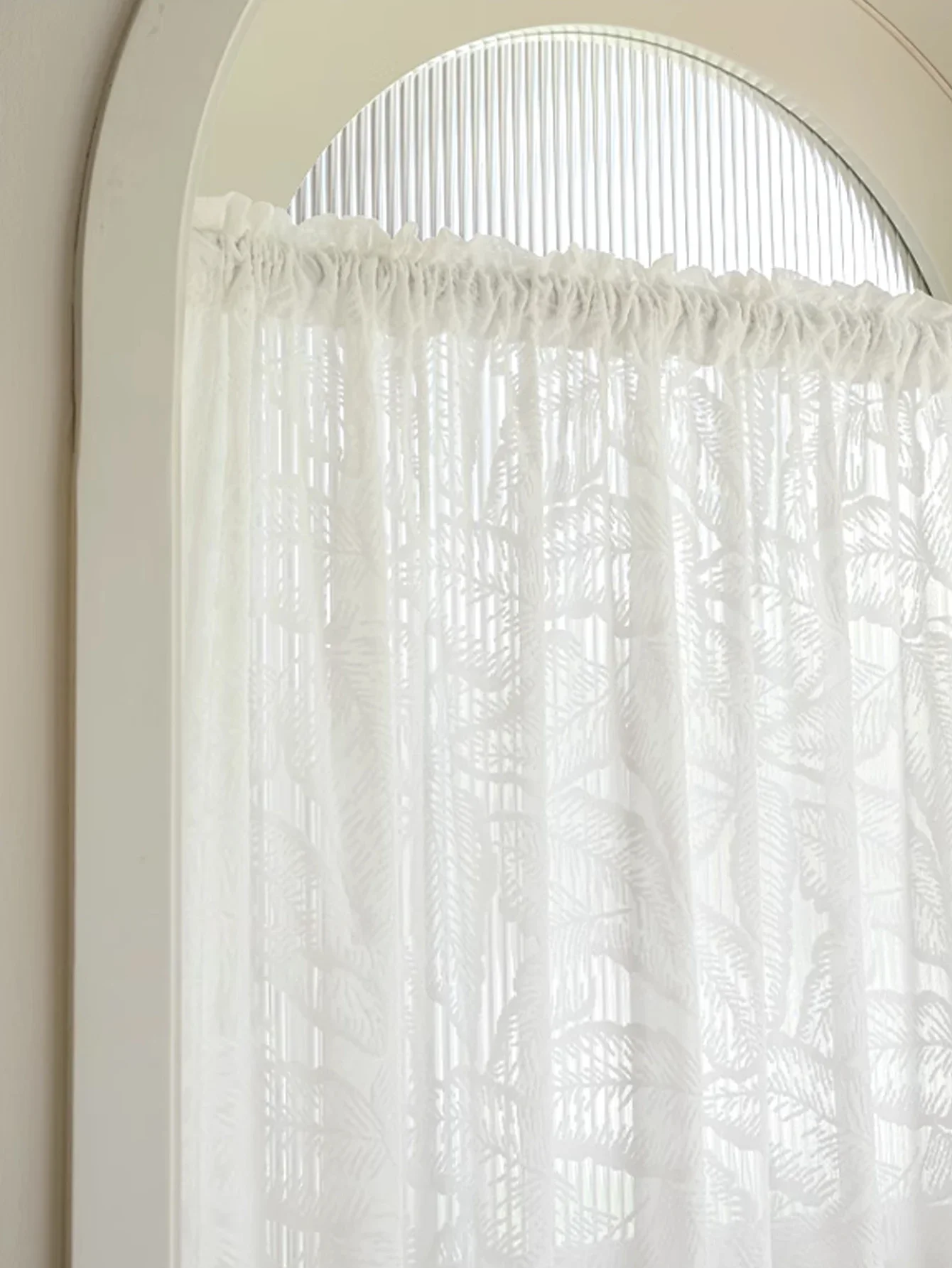 French Door Curtain Partition Household Lace Gauze With Tassel Hole-free Telescopic Rod Room cover Short
French Door Curtain Partition Household Lace Gauze With Tassel Hole-free Telescopic Rod Room cover Short