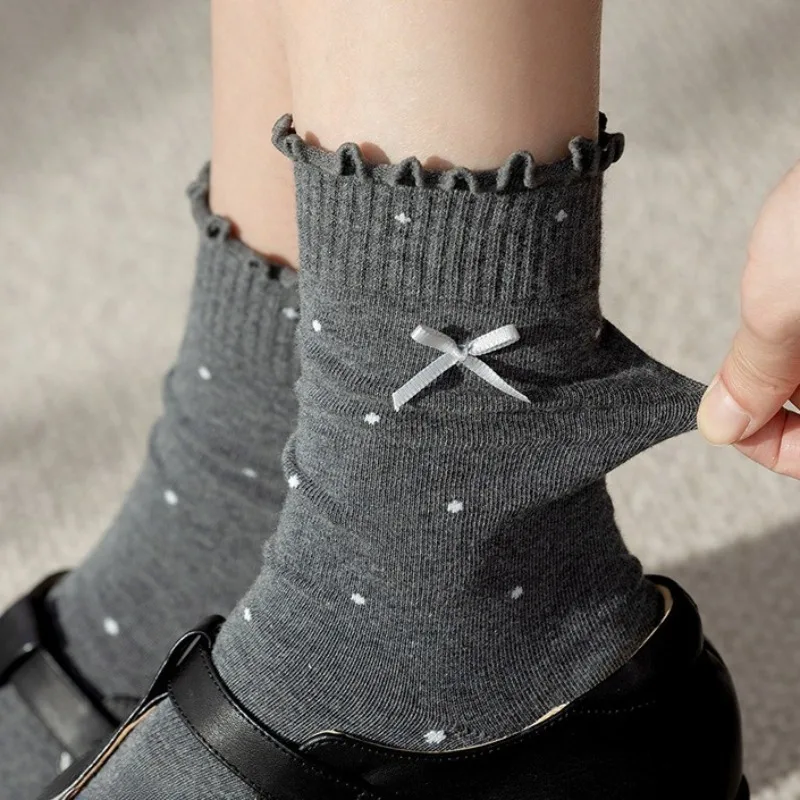 5 пар 2026 хлопковых весенне-осенних милых носков-кокетлеток средней длины для девочек, женские носки с ручками, белые носки с оборками, высокое качество
5 пар 2026 хлопковых весенне-осенних милых носков-кокетлеток средней длины для девочек, женские носки с ручками, белые носки с оборками, высокое качество