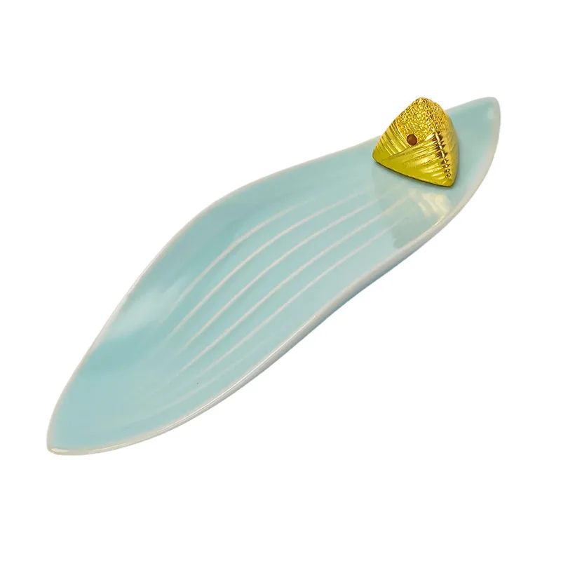 Ru kiln Tianqing beige zongzi line incense insert incense ornament incense seat tea pet tea play ornament alloy zongzi
Ru kiln Tianqing beige zongzi line incense insert incense ornament incense seat tea pet tea play ornament alloy zongzi