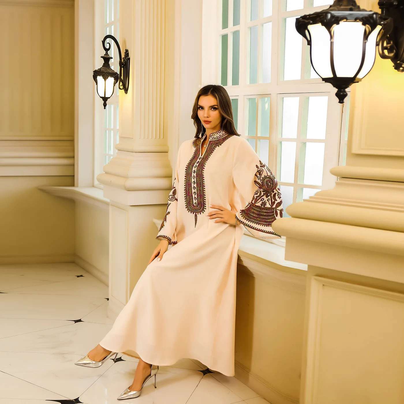 Muslim rope embroidered gown women's dress Türkiye abaya women's gown light luxury evening dress
Muslim rope embroidered gown women's dress Türkiye abaya women's gown light luxury evening dress