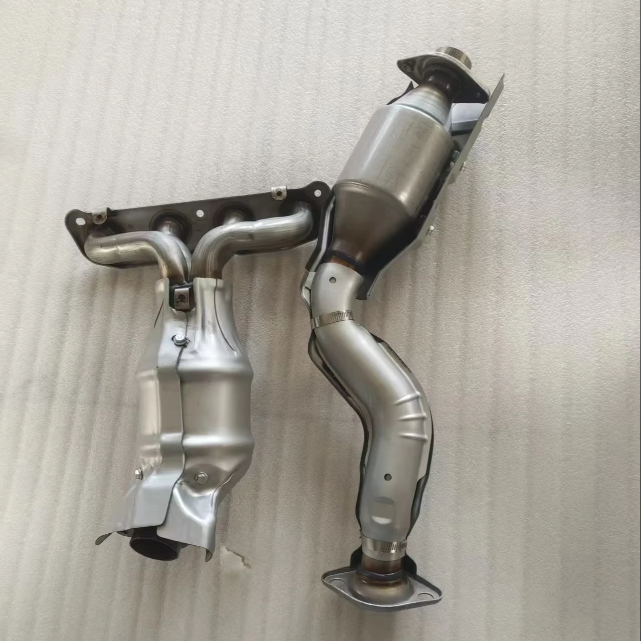 Three Way Catalytic Converter For Nissan Qashqai 1.6 2.0 2008 2009 2010 2011 2012 2013 2104 2015 Car Catalytic ConverterATV&UTV
Three Way Catalytic Converter For Nissan Qashqai 1.6 2.0 2008 2009 2010 2011 2012 2013 2104 2015 Car Catalytic ConverterATV&UTV