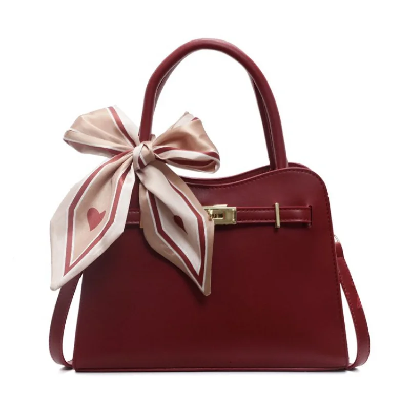 High-End Designer Women Handbag With Iconic Buckle Detail And Leather Construction For Statement Look And Elegance
High-End Designer Women Handbag With Iconic Buckle Detail And Leather Construction For Statement Look And Elegance