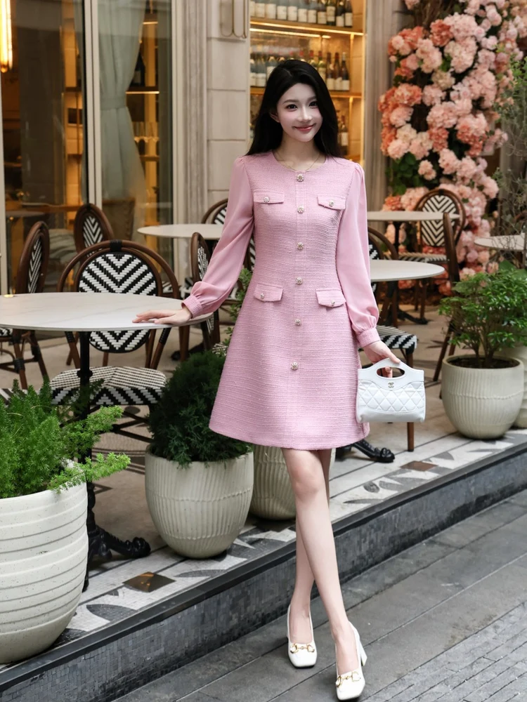 South Oil High Quality Skirt Elegant Heavy Embellished Transparent Sleeve Slimming Dress Luxury A-Line Ladies' Dress for Autumn
South Oil High Quality Skirt Elegant Heavy Embellished Transparent Sleeve Slimming Dress Luxury A-Line Ladies' Dress for Autumn