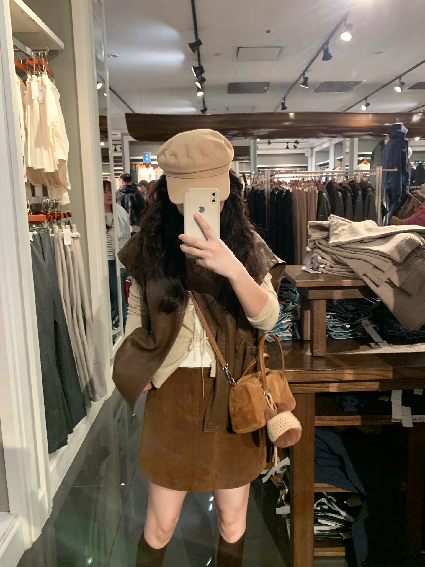 Женская кожаная куртка-жакет American Sle Brown в стиле Miss K, свободного кроя, с молнией, в стиле джаз, верхняя одежда
Женская кожаная куртка-жакет American Sle Brown в стиле Miss K, свободного кроя, с молнией, в стиле джаз, верхняя одежда