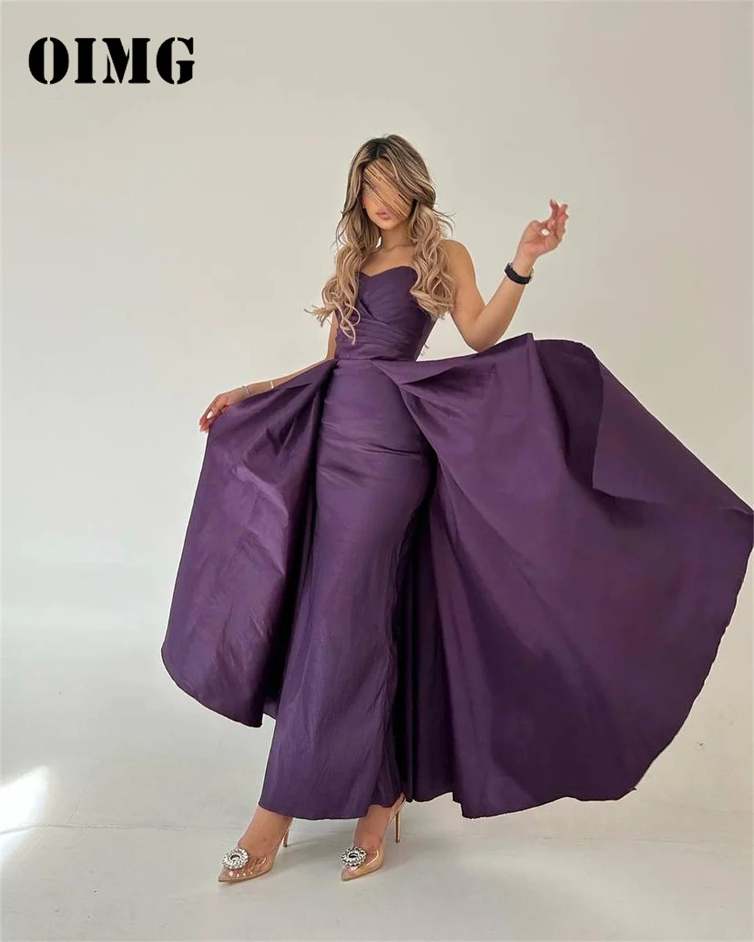 OIMG Strapless A-Line Satin Prom Dresses Sweetheart Vintage Saudi Arabic Women Evening Gowns Occasion Formal Party Dress
OIMG Strapless A-Line Satin Prom Dresses Sweetheart Vintage Saudi Arabic Women Evening Gowns Occasion Formal Party Dress
