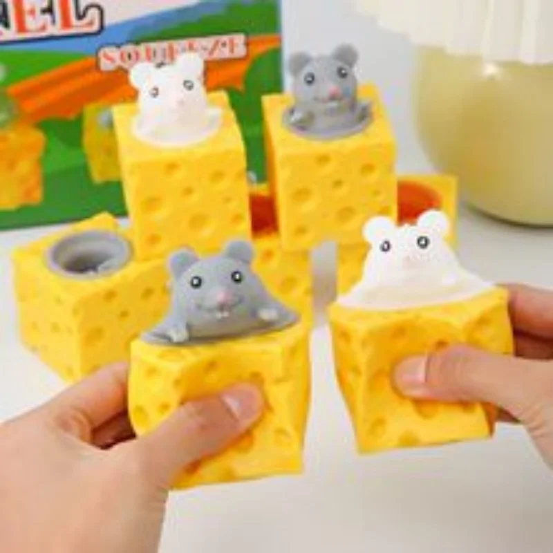 Cheese Mouse Cup Pinch Music Squeezing Yellow Man Cheese Squirrel Cup Mock Release Ball Ground Mouse Toy
Cheese Mouse Cup Pinch Music Squeezing Yellow Man Cheese Squirrel Cup Mock Release Ball Ground Mouse Toy