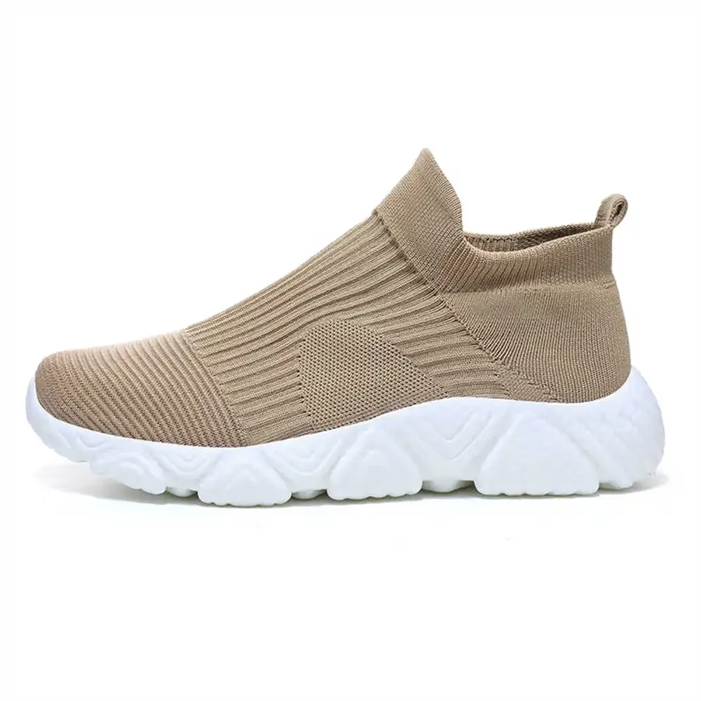 Женские теннисные туфли Round Foot 37–44, вулканизированные спортивные теннисные кроссовки для женщин, спортивные серебряные кроссовки Sapateni Shouse
Женские теннисные туфли Round Foot 37–44, вулканизированные спортивные теннисные кроссовки для женщин, спортивные серебряные кроссовки Sapateni Shouse
