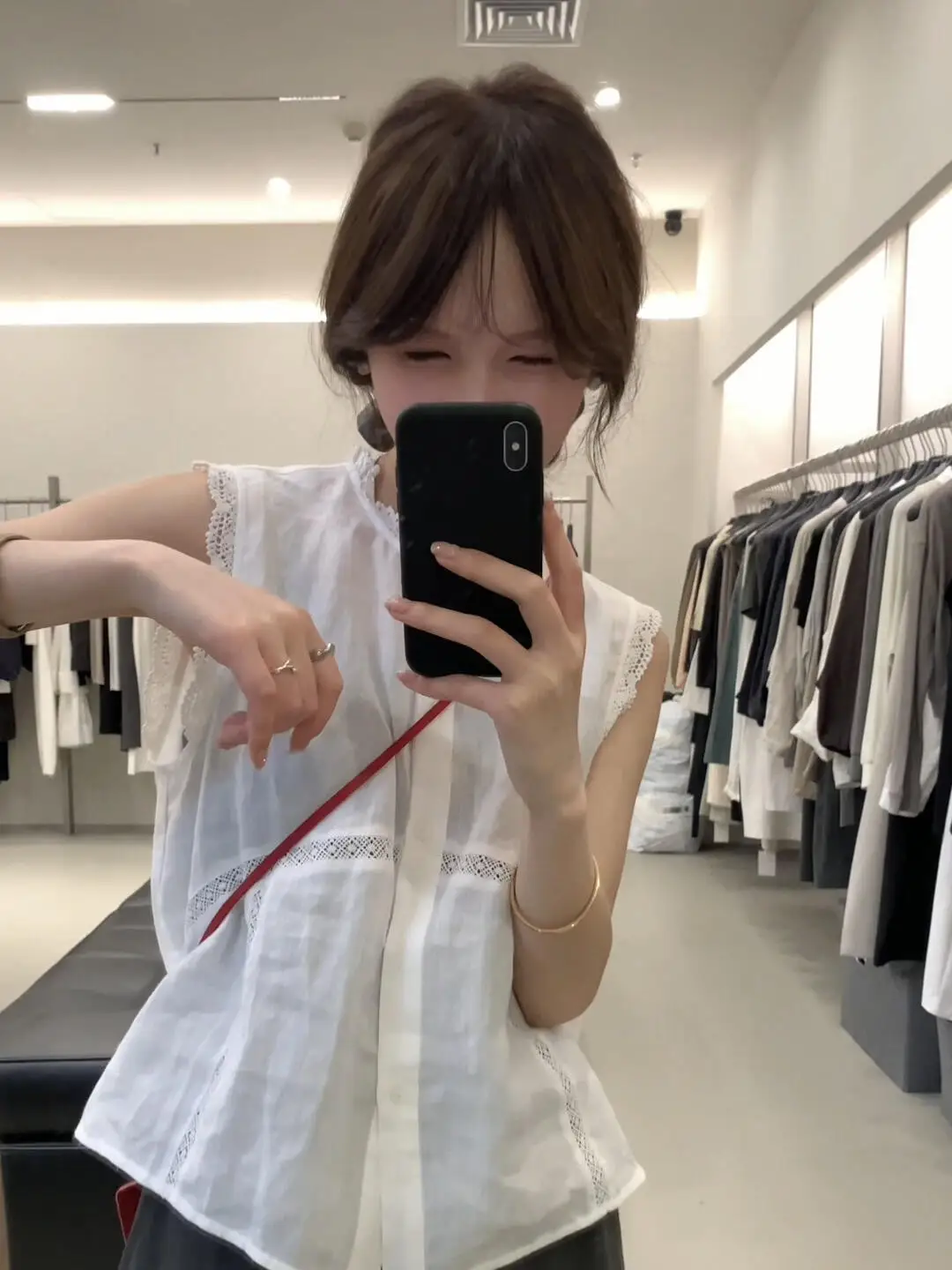 Korean Style Loose Fit Linen Tank Top Women's Summer New Design Sensation Hollow out Sleeveless Small Shirt Upper Body
Korean Style Loose Fit Linen Tank Top Women's Summer New Design Sensation Hollow out Sleeveless Small Shirt Upper Body