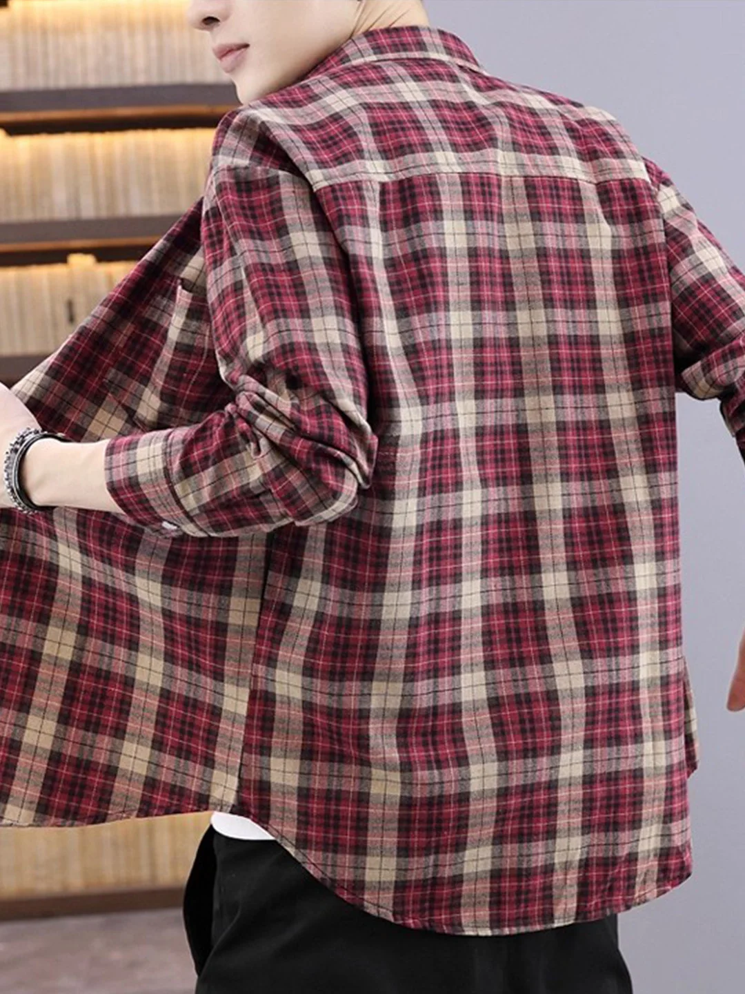 Мужская рубашка Quali Plaid с длинным рукавом, приталенного кроя, осенне-зимняя, новинка, модная красная верхняя одежда для подростков и студентов
Мужская рубашка Quali Plaid с длинным рукавом, приталенного кроя, осенне-зимняя, новинка, модная красная верхняя одежда для подростков и студентов