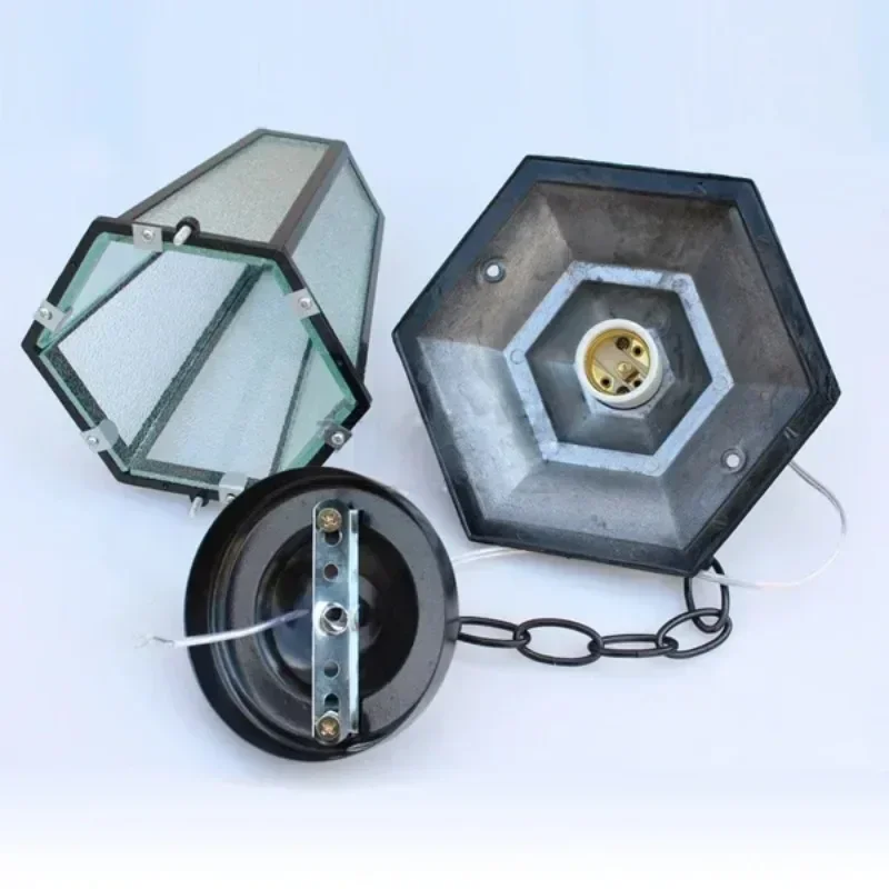 Simple Vintage Hexagonal Outdoor Aluminum Pendant Light Waterproof Balcony Cinnamon/black Lamp E27 Glass Lampshade 
Simple Vintage Hexagonal Outdoor Aluminum Pendant Light Waterproof Balcony Cinnamon/black Lamp E27 Glass Lampshade