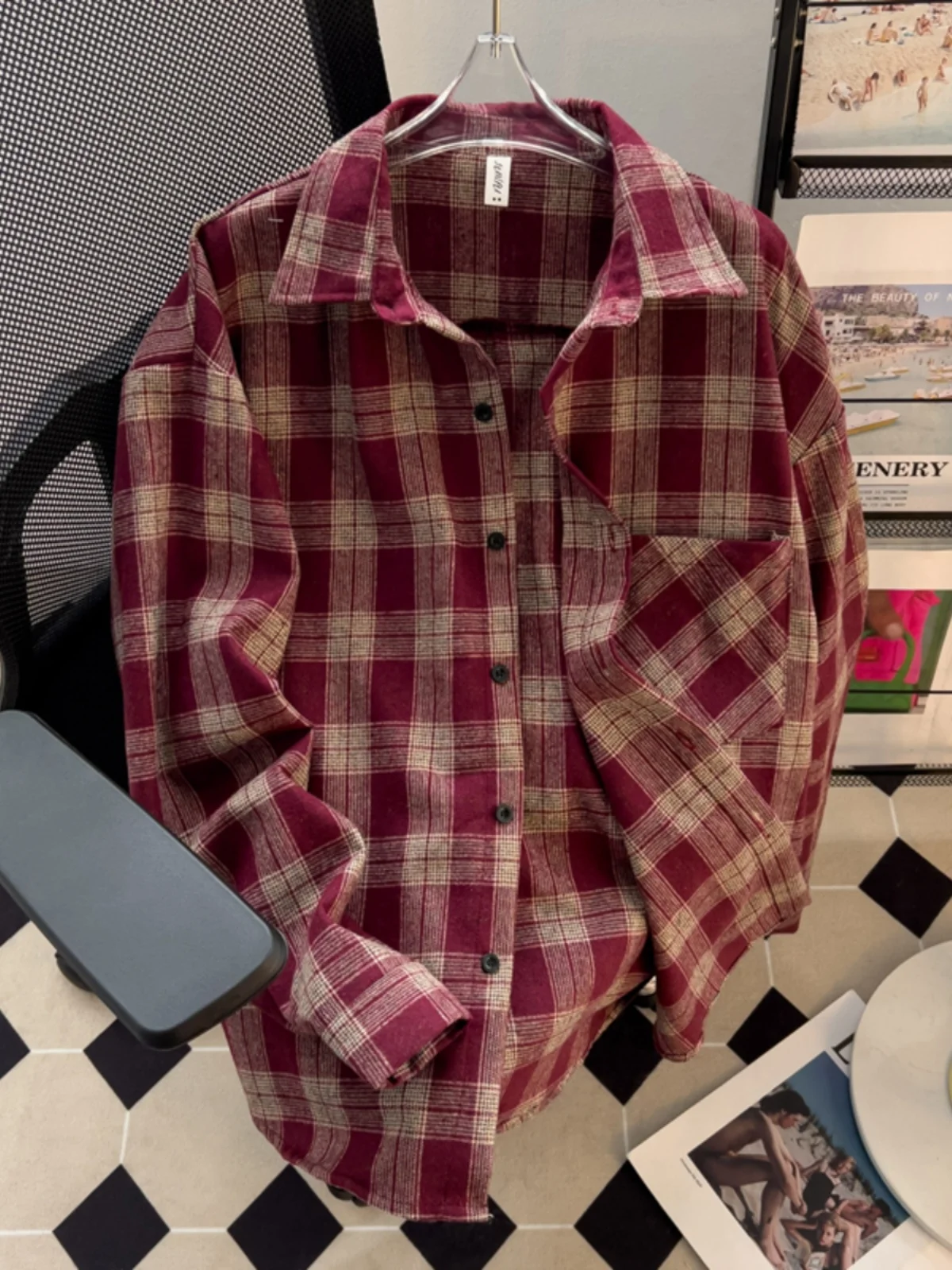 Loose Fit Plaid Long Sleeve Shirt Autumn Fashionable Men's Button up Casual Classic Style Youthful Trendy Pocket Detail Shirt
Loose Fit Plaid Long Sleeve Shirt Autumn Fashionable Men's Button up Casual Classic Style Youthful Trendy Pocket Detail Shirt