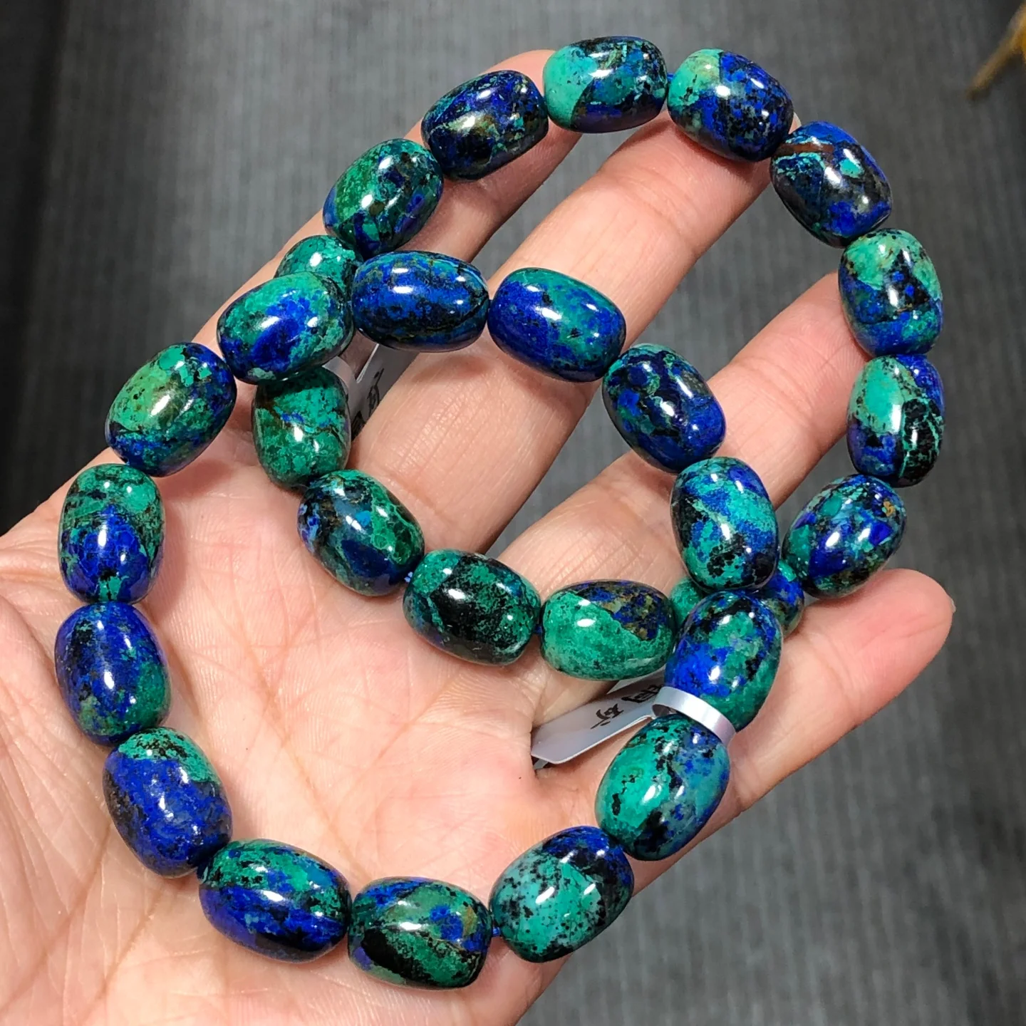 1 шт. браслет Fengbaowu из натурального азурита, 11x16 мм, бусины-бочонки, камень для исцеления Рейки, модные ювелирные изделия, подарок для женщин и мужчин
1 шт. браслет Fengbaowu из натурального азурита, 11x16 мм, бусины-бочонки, камень для исцеления Рейки, модные ювелирные изделия, подарок для женщин и мужчин