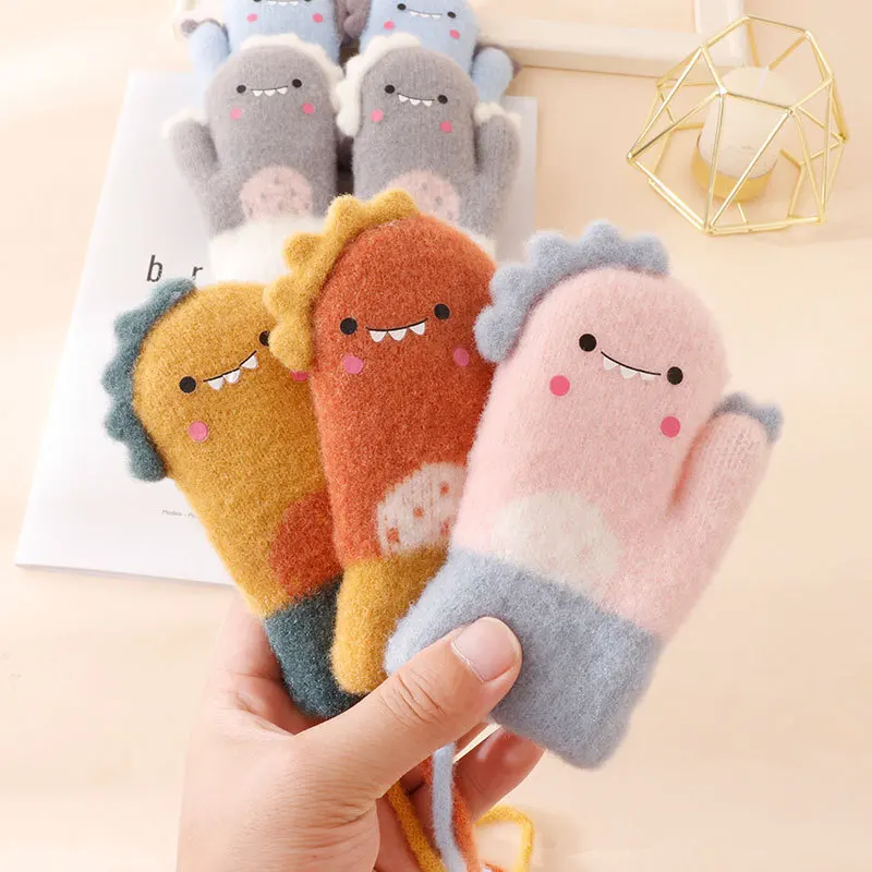 Winter Baby Gloves Cute Cartoon Dinosaur Knitted Full Finger Gloves Warm Plush Girls Boys Kids Mittens Baby Accessories
Winter Baby Gloves Cute Cartoon Dinosaur Knitted Full Finger Gloves Warm Plush Girls Boys Kids Mittens Baby Accessories