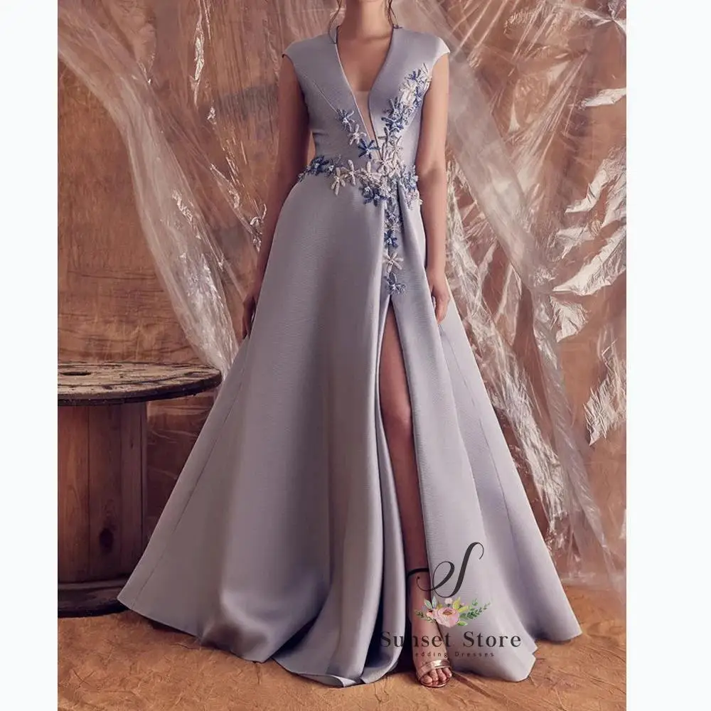 Customized V-Neck Sleeveless Evening Dresses Side Split Appliques Floor Length Sweep Train A-Line Prom Dress Vestidos2025
Customized V-Neck Sleeveless Evening Dresses Side Split Appliques Floor Length Sweep Train A-Line Prom Dress Vestidos2025