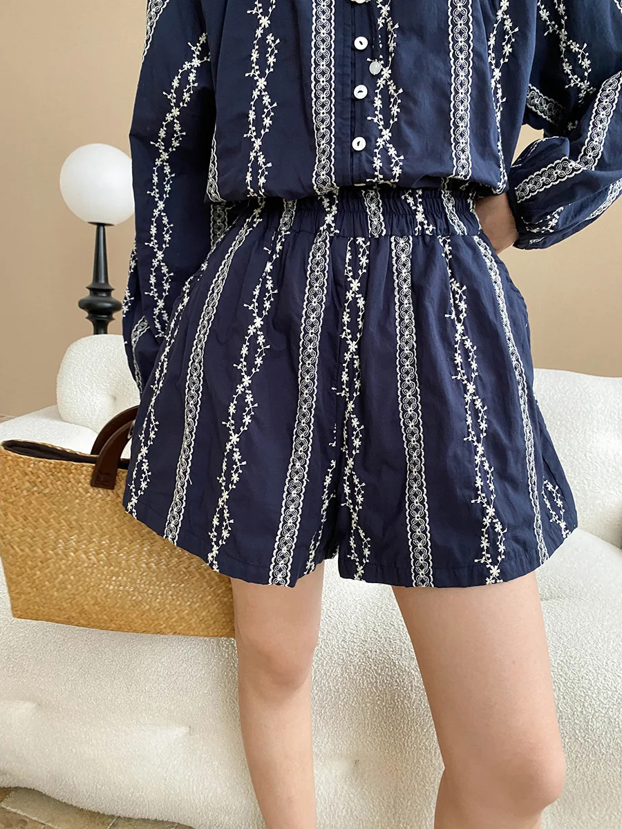 Effortlessly Fashionable Old Money Style Fake Texture Embroidery Jacquard Shirt Shorts Set
Effortlessly Fashionable Old Money Style Fake Texture Embroidery Jacquard Shirt Shorts Set