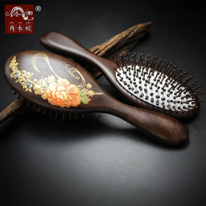Horned dragonfly ebony black sandalwood brush air cushion hand-painted lacquer art comb
Horned dragonfly ebony black sandalwood brush air cushion hand-painted lacquer art comb