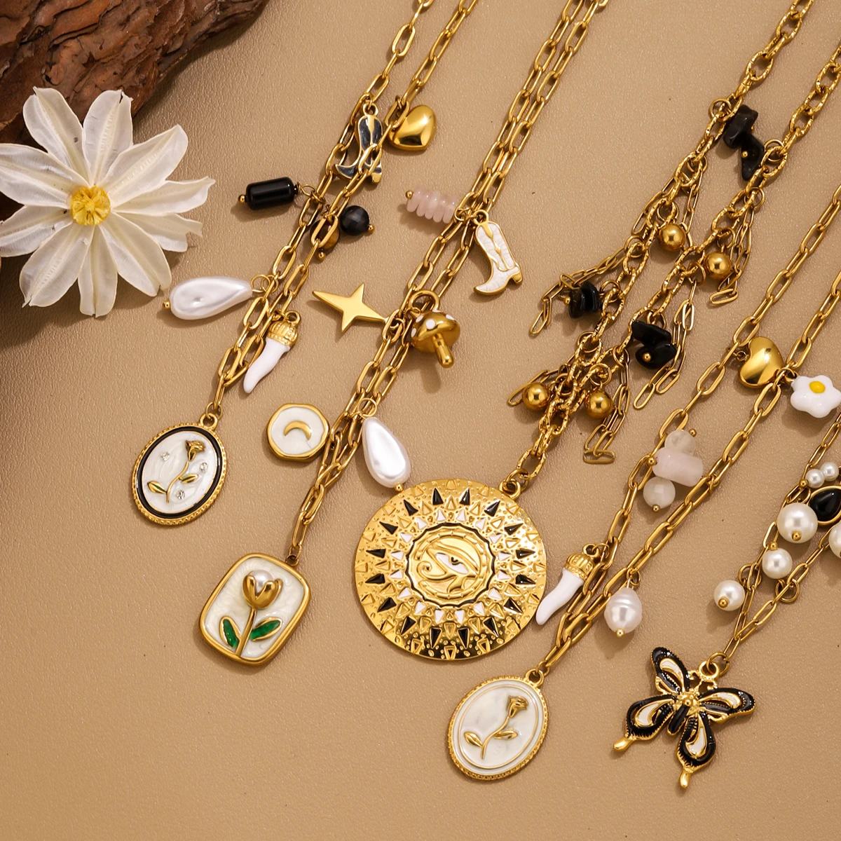 SOVOB Neo-Gothic Black Enamel Butterfly Charm Necklaces For Women Elegant Pearl Pendant Choker Necklace Stainless Steel Jewelry
SOVOB Neo-Gothic Black Enamel Butterfly Charm Necklaces For Women Elegant Pearl Pendant Choker Necklace Stainless Steel Jewelry