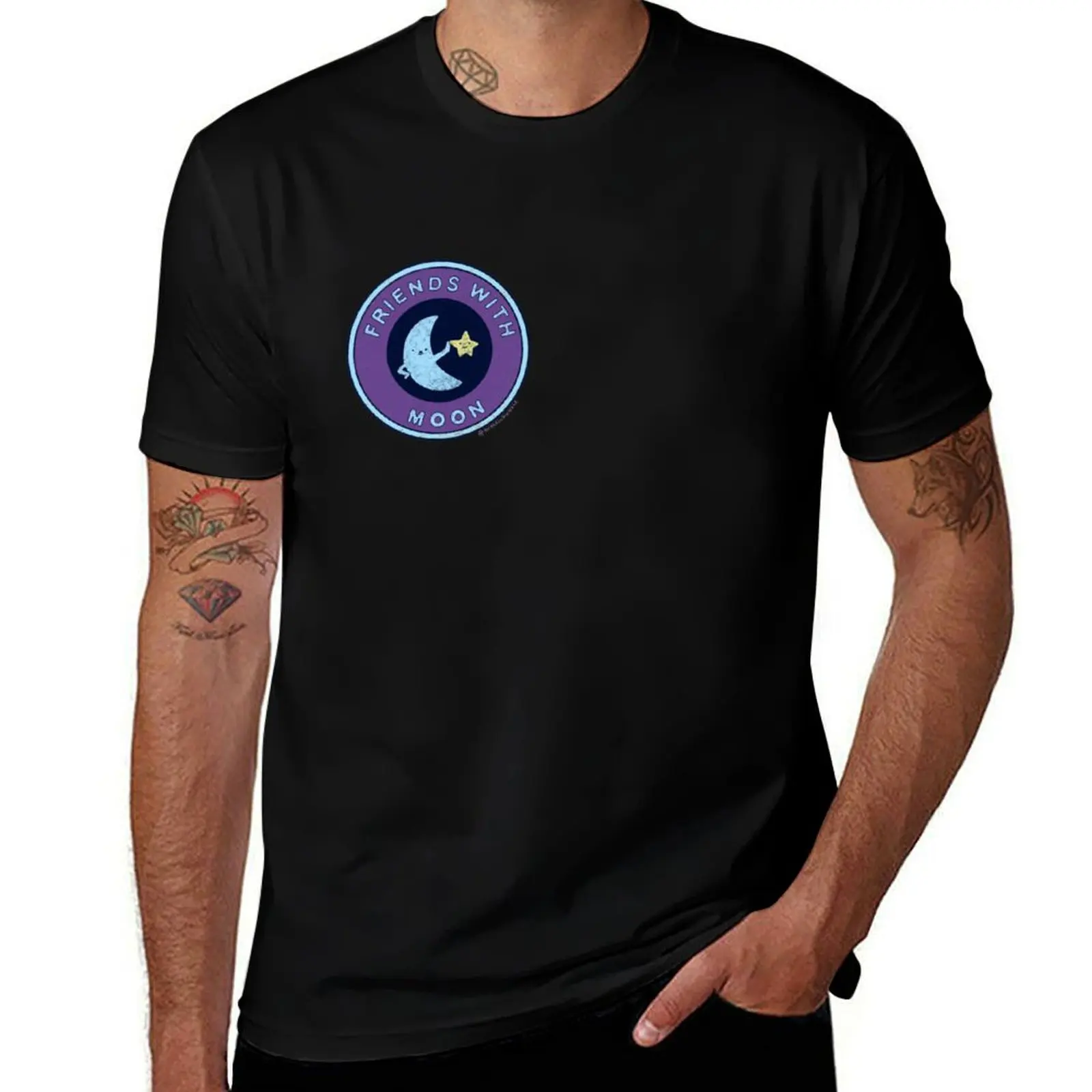 Friends With Moon Badge T-Shirt oversize t-shirts man plus size tops fashion shirts tee shirts for men
Friends With Moon Badge T-Shirt oversize t-shirts man plus size tops fashion shirts tee shirts for men