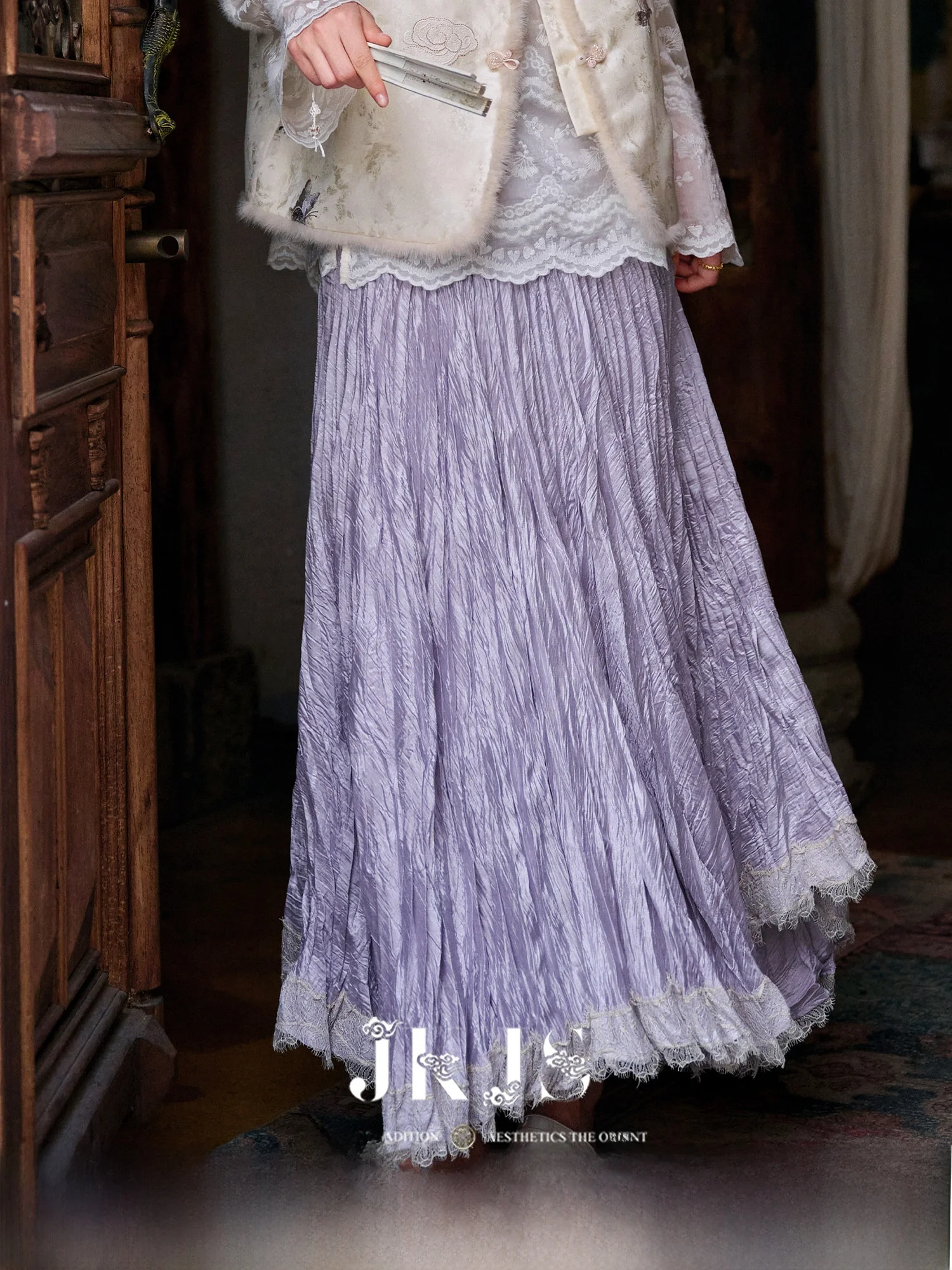 New Chinese Sle Acetate Lyocell Skirt JKJS Soft Gauze Draped A-Line Midi Skirt for Women High Waist Elastic Waist
New Chinese Sle Acetate Lyocell Skirt JKJS Soft Gauze Draped A-Line Midi Skirt for Women High Waist Elastic Waist