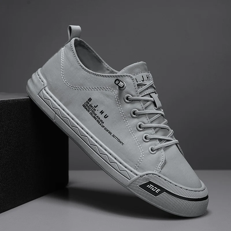Men's Shoes New Casual Shoes Trend Versatile Men Sneakers Breathable and Non Slip Canvas Shoes Soft Sole Sports Board Shoes
Men's Shoes New Casual Shoes Trend Versatile Men Sneakers Breathable and Non Slip Canvas Shoes Soft Sole Sports Board Shoes