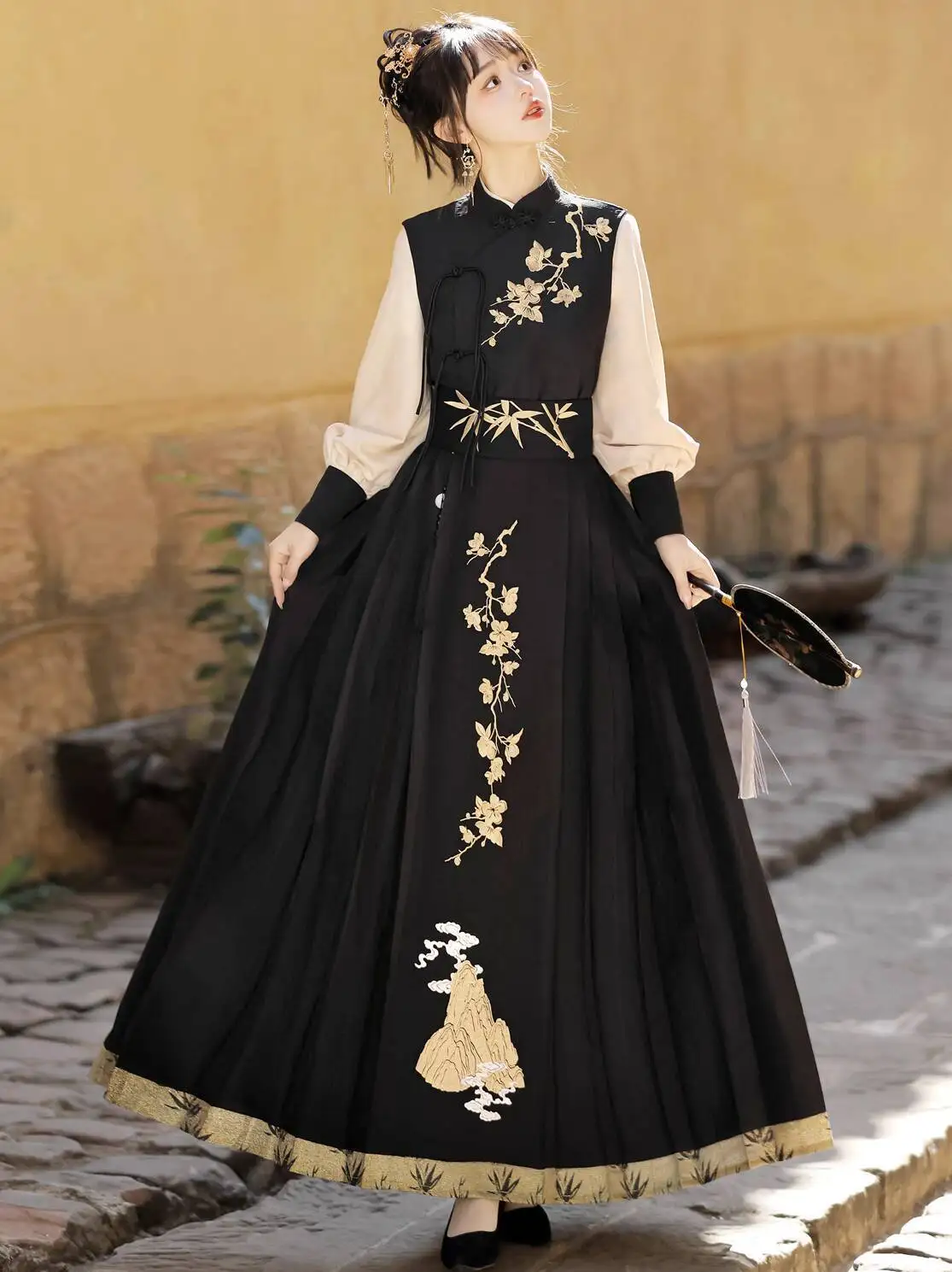 New Chinese Style Guofeng Han Elements Dress Hanfu Women Embroidery Waistcoat Tops Horse-face Skirt Carnival Halloween Cosplay
New Chinese Style Guofeng Han Elements Dress Hanfu Women Embroidery Waistcoat Tops Horse-face Skirt Carnival Halloween Cosplay