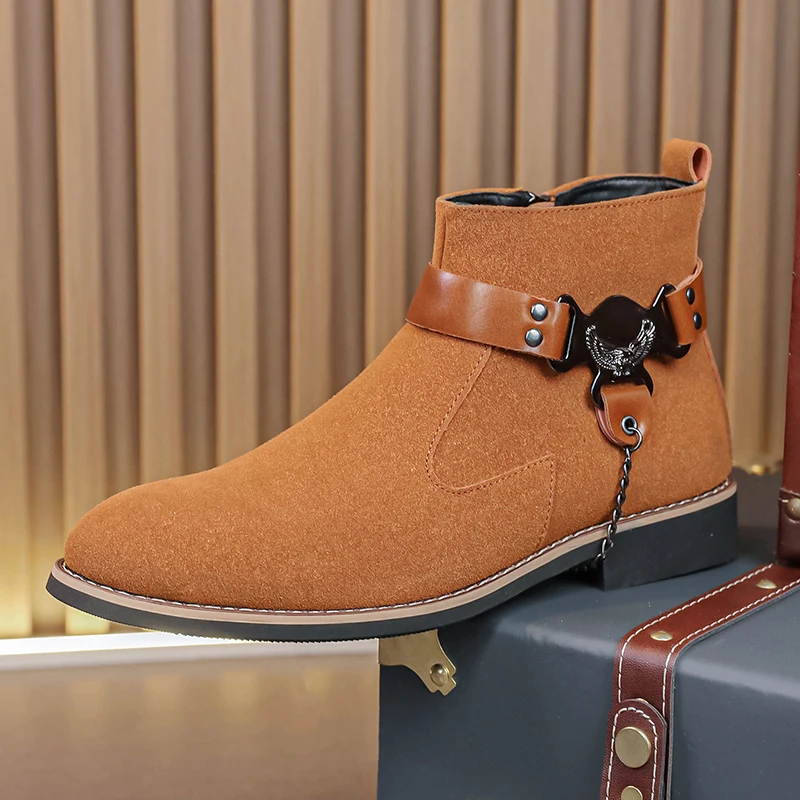 Мужские высокие ботинки из искусственной замши с украшением на цепочке, модные классические мужские ботинки, размеры 38-48
Мужские высокие ботинки из искусственной замши с украшением на цепочке, модные классические мужские ботинки, размеры 38-48