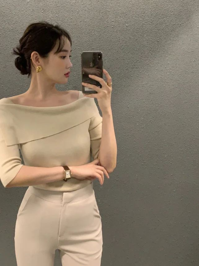 Slim Fit ort Sve Knitted Top Women's Faionable Chic Design Collar Stand up Turn down Autumn Faion Ladies' Wear
Slim Fit ort Sve Knitted Top Women's Faionable Chic Design Collar Stand up Turn down Autumn Faion Ladies' Wear