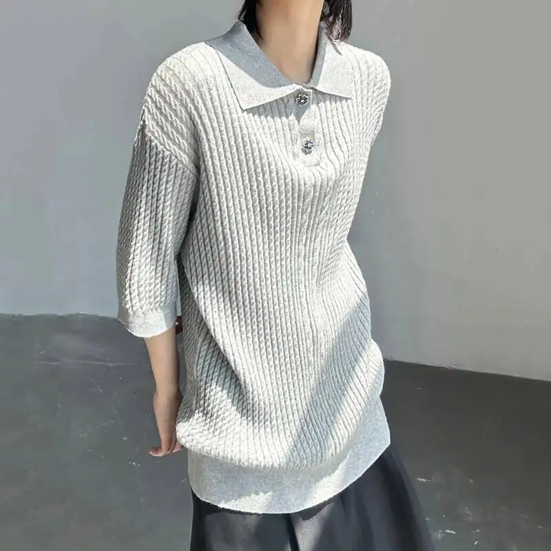 Men's Korean Style T-shirts Turn-down Collar Solid Color Button Short Sleeved Knitting Tops Loose Male Pullover Tees t shirt 7AU
Men's Korean Style T-shirts Turn-down Collar Solid Color Button Short Sleeved Knitting Tops Loose Male Pullover Tees t shirt 7AU
