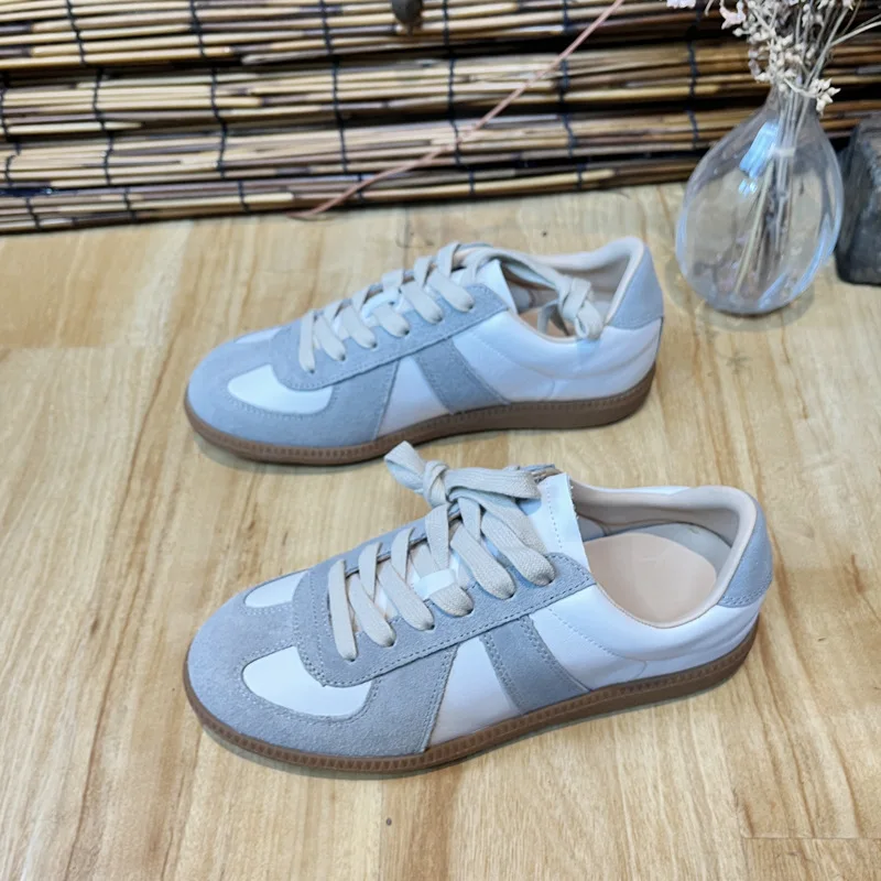 Fashion Brand M Women's Shoes Leather Shoes for Women Women's Fashion Sneakers Women Casual Sports Shoes Women Sneakers
Fashion Brand M Women's Shoes Leather Shoes for Women Women's Fashion Sneakers Women Casual Sports Shoes Women Sneakers