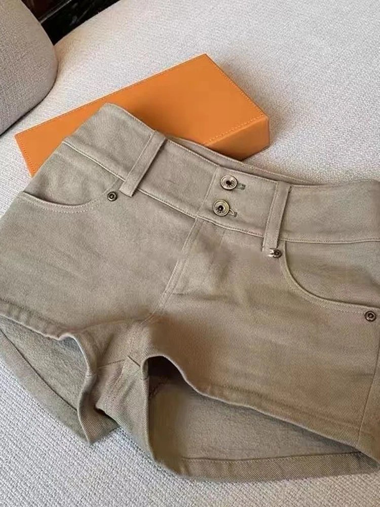 Zoki Streetwear Khaki Denim Shorts Women Low Waist Sexy Slim Shorts Vintage Casual Female Pockets All Match Jeans Shorts New
Zoki Streetwear Khaki Denim Shorts Women Low Waist Sexy Slim Shorts Vintage Casual Female Pockets All Match Jeans Shorts New