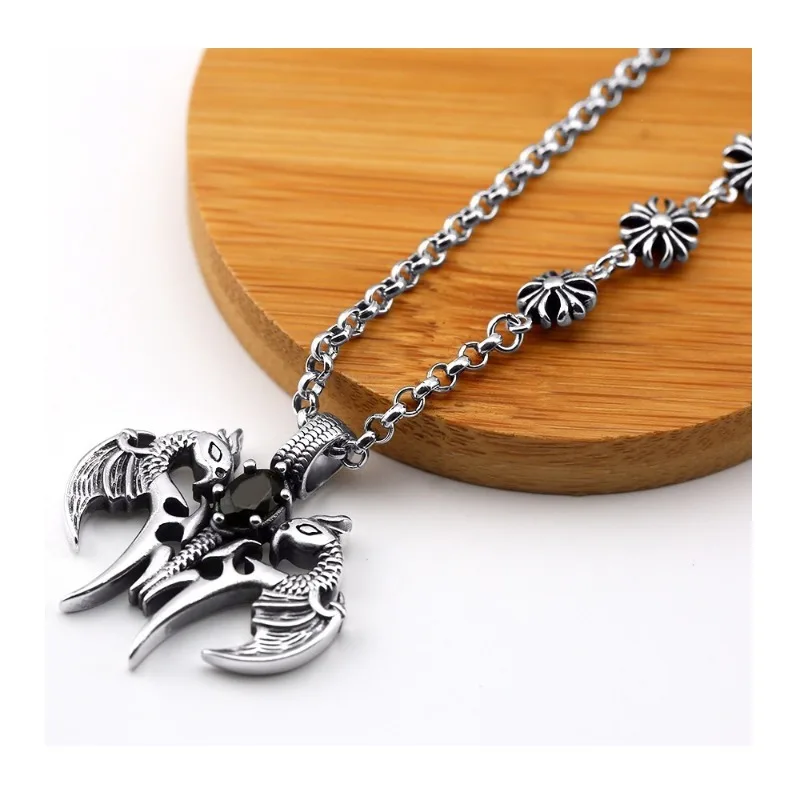 Crowe Retro Classic Double Dragon Symmetrical Pendant Black Enamel Thai Silver Necklace Versatile for Men and Women
Crowe Retro Classic Double Dragon Symmetrical Pendant Black Enamel Thai Silver Necklace Versatile for Men and Women