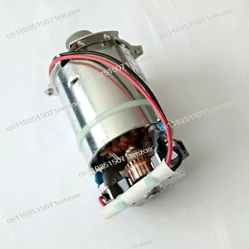 Pure copper permanent magnet DC motor for bread machine accessories, F-class, 18W, XB62/40-E
Pure copper permanent magnet DC motor for bread machine accessories, F-class, 18W, XB62/40-E