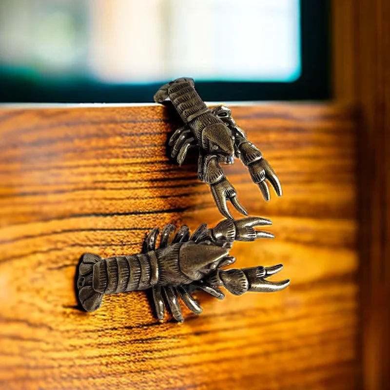 Brass Crayfish Tea Pet Personalized Tea Table Ornament Premium Teapot Lid Holder Fish Tank Office Decoration Creative Ornament
Brass Crayfish Tea Pet Personalized Tea Table Ornament Premium Teapot Lid Holder Fish Tank Office Decoration Creative Ornament