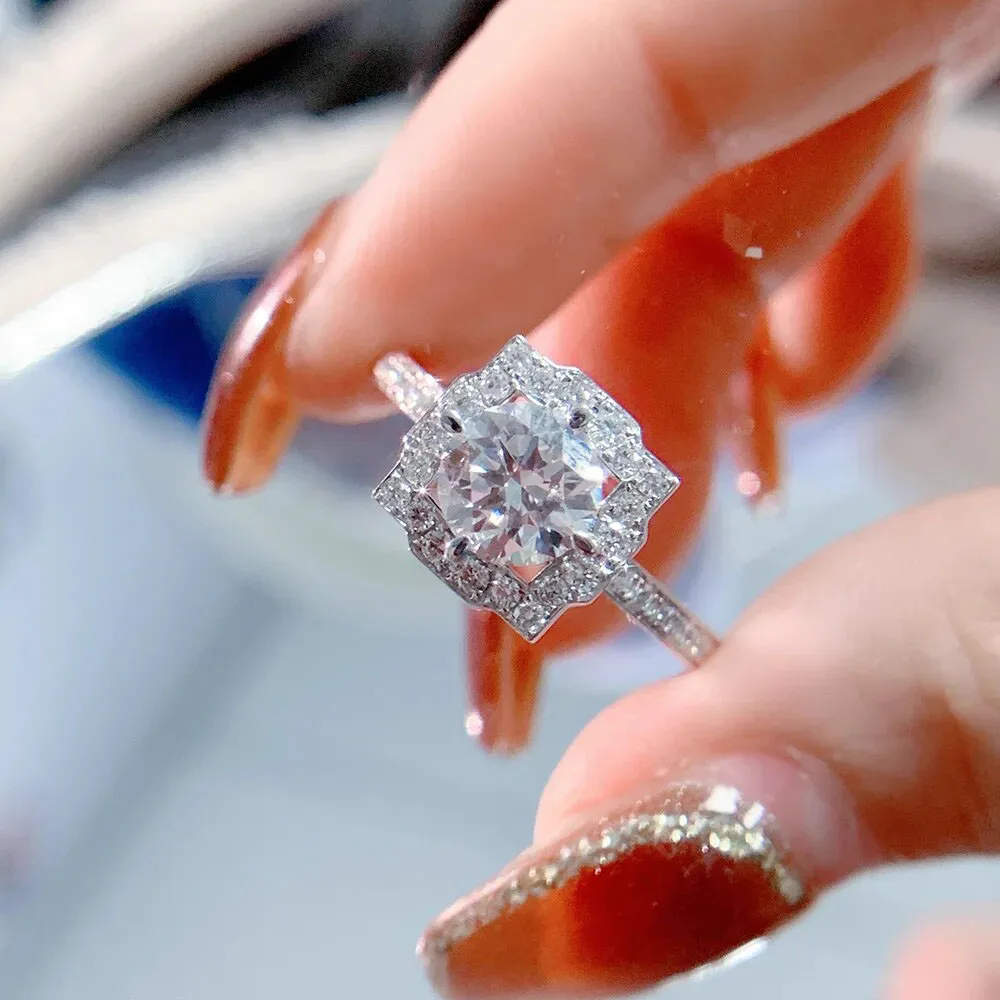 Au417 Real Solid 10K White Gold Ring Women Engagement Anniversary Wedding Ring Round Moissanite Diamond Ring Flower Trendy
Au417 Real Solid 10K White Gold Ring Women Engagement Anniversary Wedding Ring Round Moissanite Diamond Ring Flower Trendy