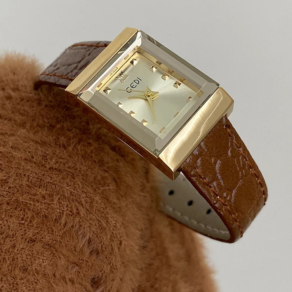 Temperament Compact exquisite senior Texture belt Quartz Watch For women's girl lady gift Women's accessories
Temperament Compact exquisite senior Texture belt Quartz Watch For women's girl lady gift Women's accessories