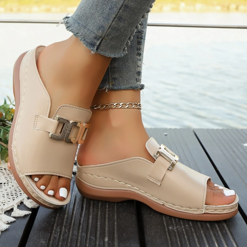 Новинка лета 2024, женские сандалии, летняя женская обувь на толстом подошве и наклонном каблуке, модные повседневные модные сандалии с открытым носком 
Новинка лета 2024, женские сандалии, летняя женская обувь на толстом подошве и наклонном каблуке, модные повседневные модные сандалии с открытым носком