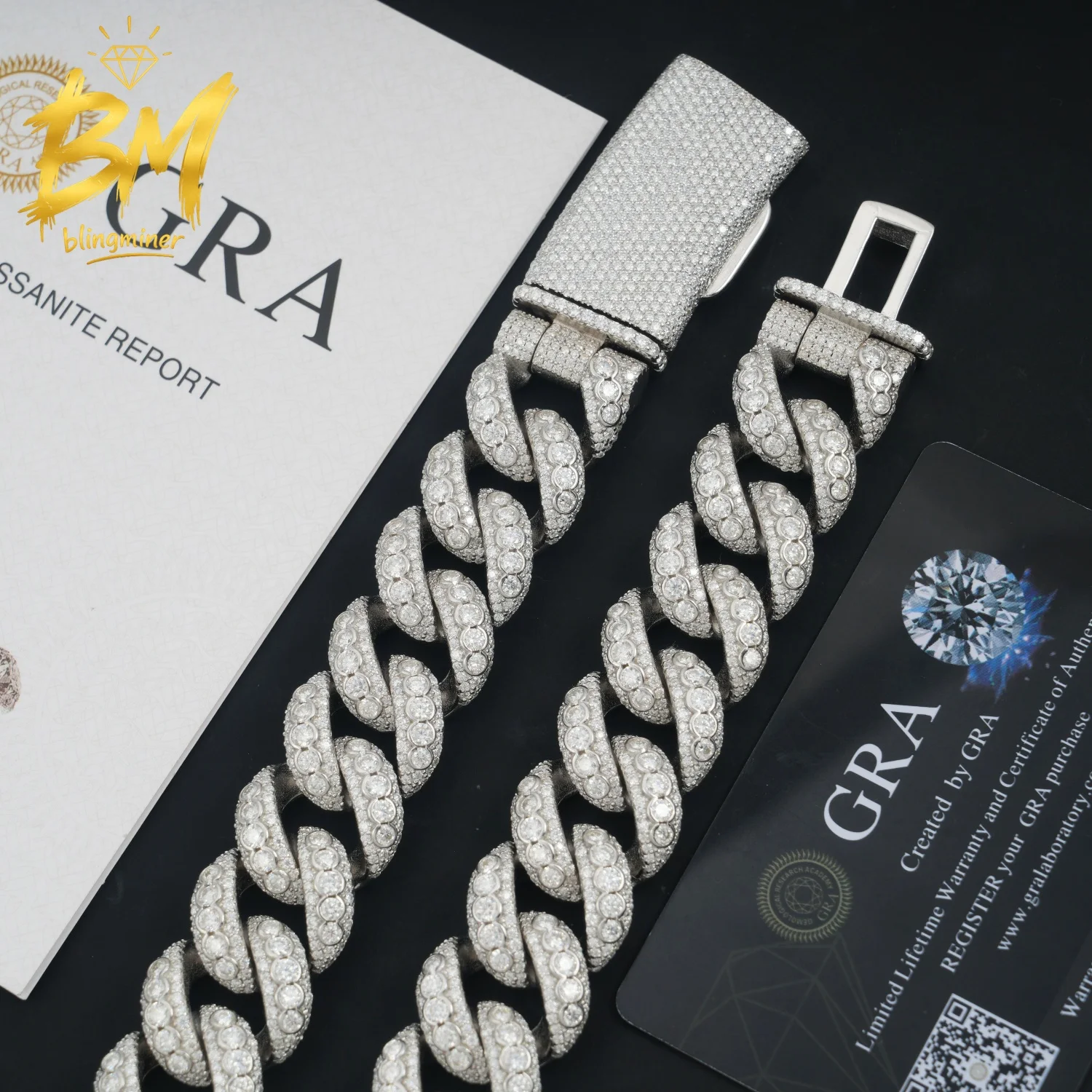 Blingminer 20mm VVS Moissanite Chain Iced Out Necklaces For Men Brass Cuban Chain Pass Diamonds Tester With GRA Free Shipping
Blingminer 20mm VVS Moissanite Chain Iced Out Necklaces For Men Brass Cuban Chain Pass Diamonds Tester With GRA Free Shipping
