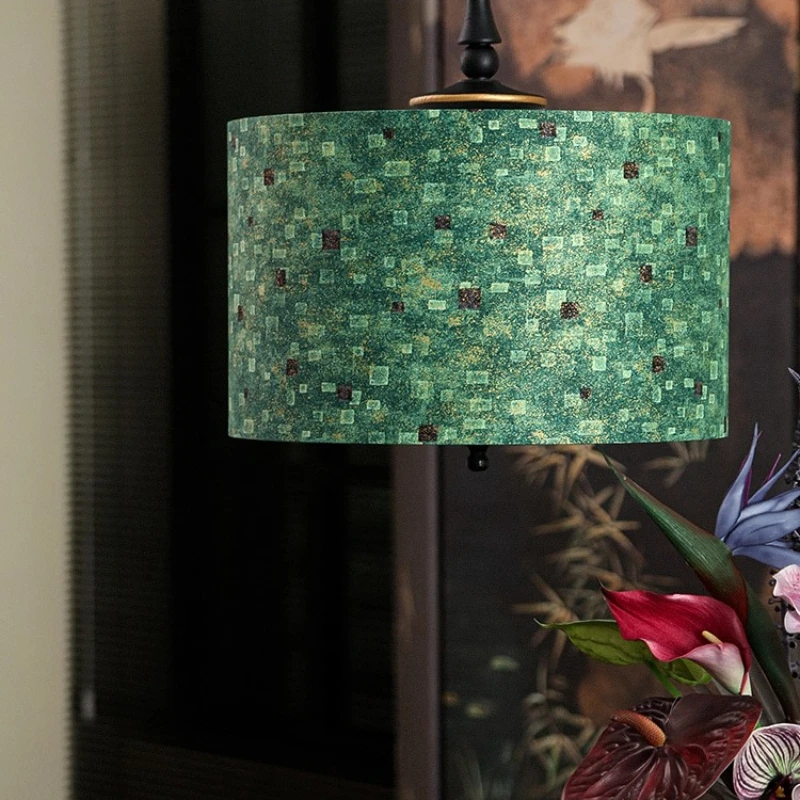 Klimt chandelier, French medieval style new Chinese style retro green bedroom dining room tea room study light
Klimt chandelier, French medieval style new Chinese style retro green bedroom dining room tea room study light