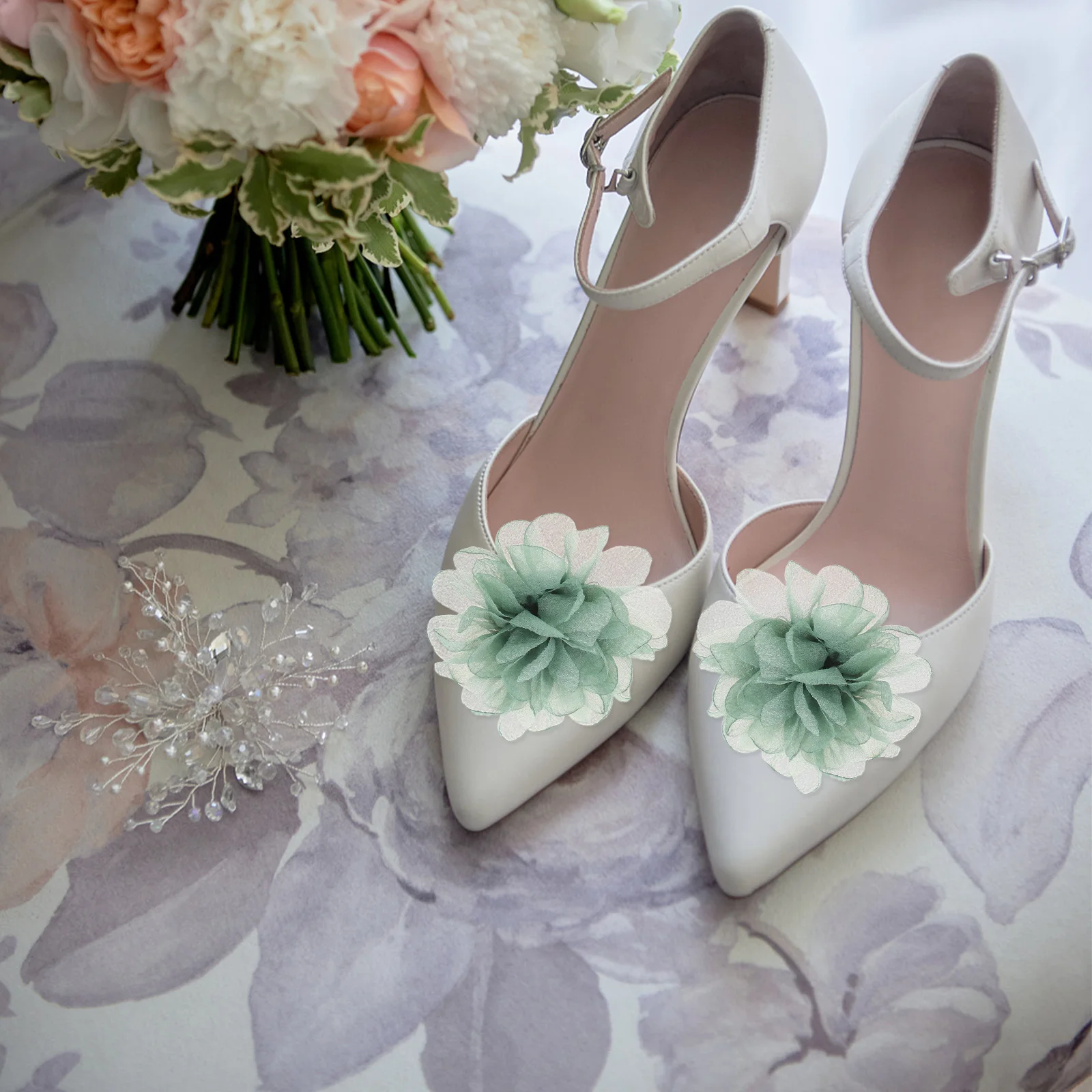 2Pcs Solid Color Flower Shoe Clips Fabric Decorations Detachable Buckles Women Elegant Footwear Accessories Special Occasions
2Pcs Solid Color Flower Shoe Clips Fabric Decorations Detachable Buckles Women Elegant Footwear Accessories Special Occasions